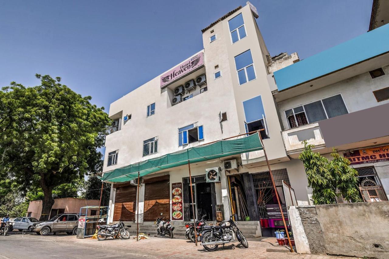 Oyo 19706 Hotel Heaven Hisar Ngoại thất bức ảnh