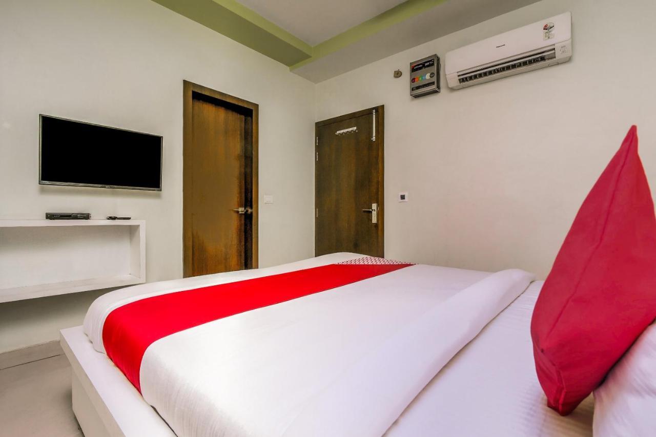 Oyo 19706 Hotel Heaven Hisar Ngoại thất bức ảnh